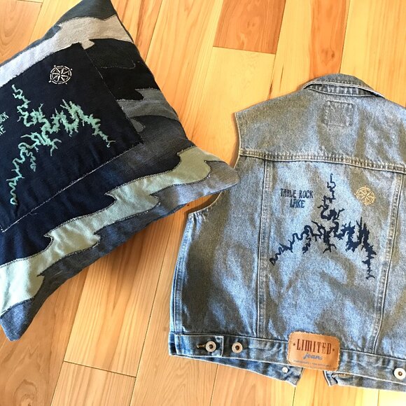 Upcycled Denim Vest, Junior Size 14: Painted Table Rock Lake Sleeveless Jacket - Picture 11 of 14